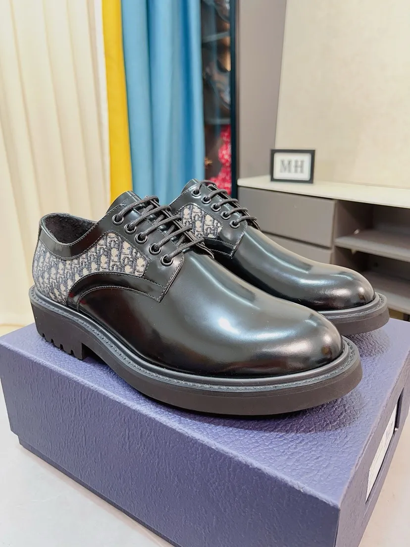Men's shoes 💰560🌸🌸Water-dyed cow lining Original order quality Dior —🆘.Dior Original order purchase, high-end business leather shoes, fabric: Made of open-edge beaded cowhide imported from Italy➕Water-dyed cow lining/cowhide lining➕Specially available original outsole, fine workmanship, real thing^_^Photographed🎬size: 38-44 (45 custom-made)
